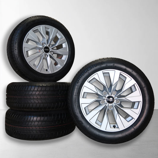Audi A3 8Y 16 inch originele velgen 8Y0601025T | Zomerbanden