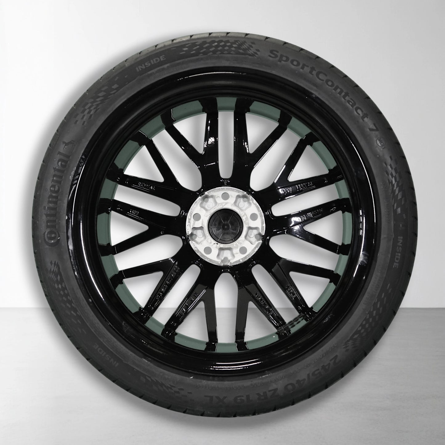Mercedes C klasse C43 AMG W206 S206 19 inch originele velgen A2064012300 | A2064012400 | Zomerbanden
