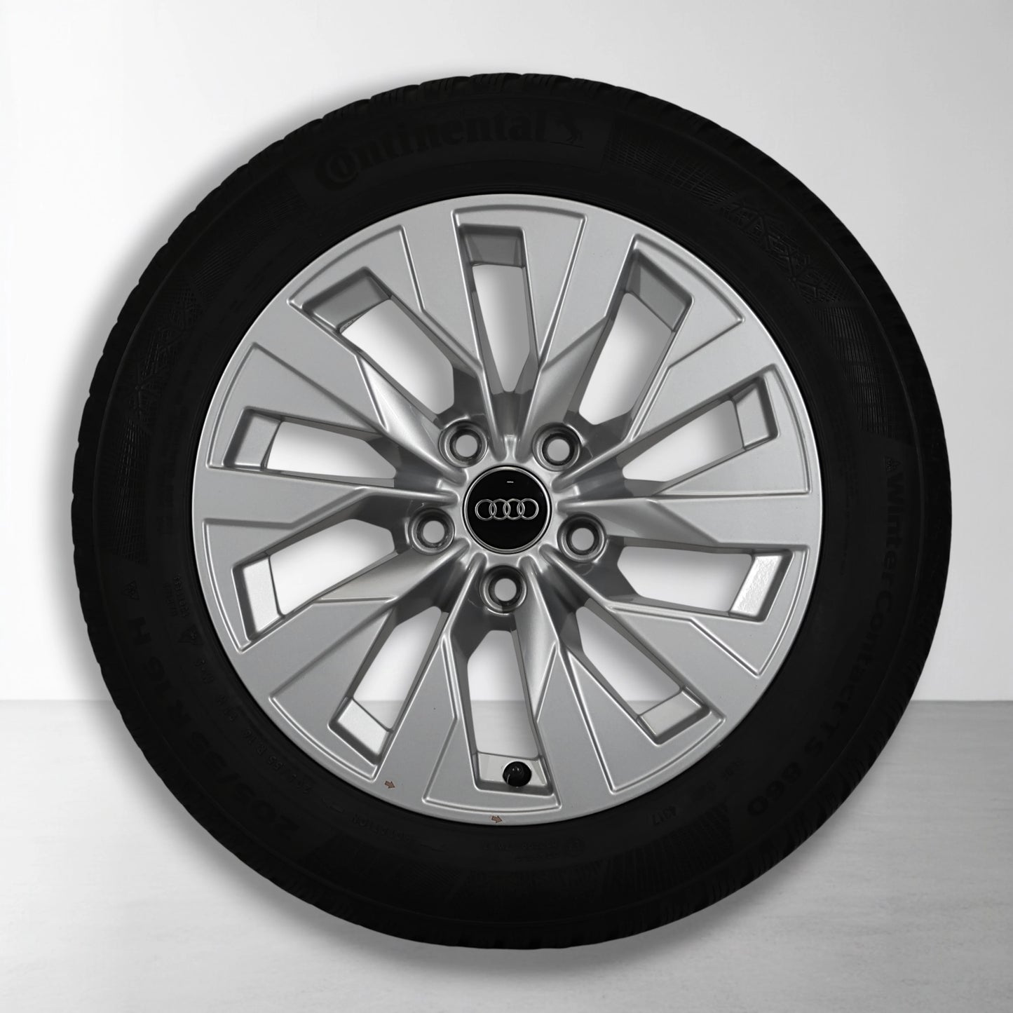 Audi A3 8Y 16 inch originele velgen 8Y0601025T | Winterbanden