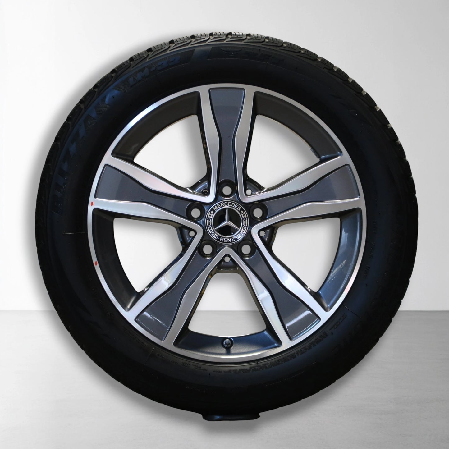 Mercedes C Klasse W205 17 inch originele velgen A2054010800 | Winterbanden