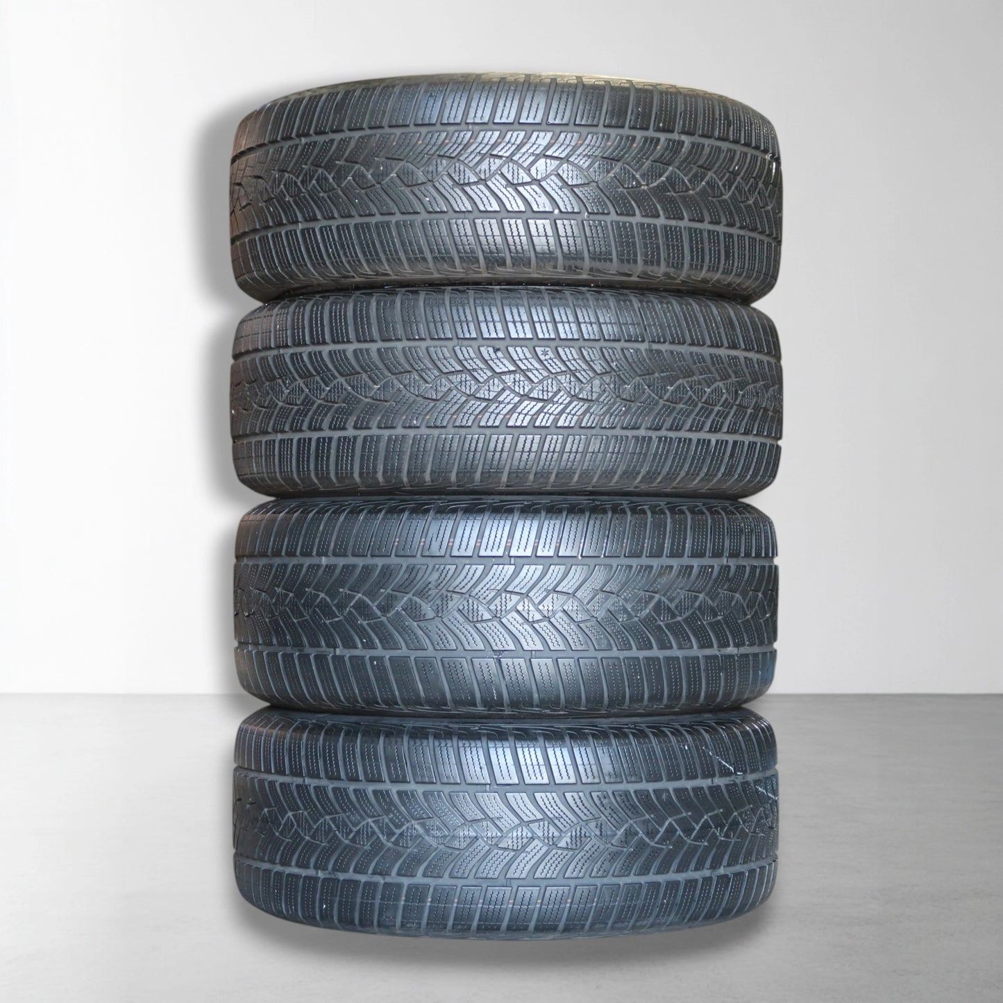 Mercedes C Klasse W206 17 inch originele velgen A2064016000 | A2064016100 | Winterbanden