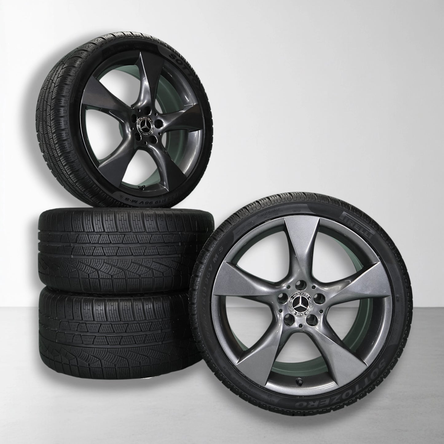 Mercedes CLS W218 19 inch originele velgen A2184010402 | A2184010502 | Winterbanden