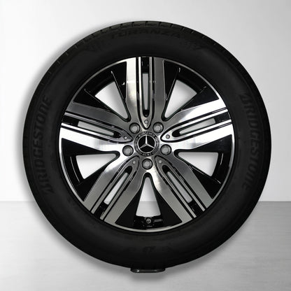 18 inch lichtmetalen velg met zomerband: glanzend zwart-zilver multi-spaak