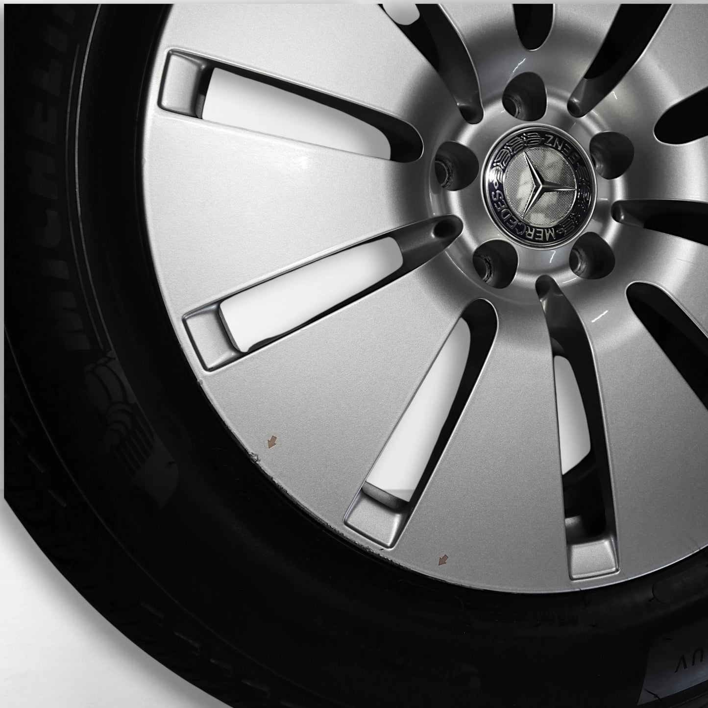 Mercedes GLC X253 C253 18 inch originele velgen A2534011400 | All Season banden