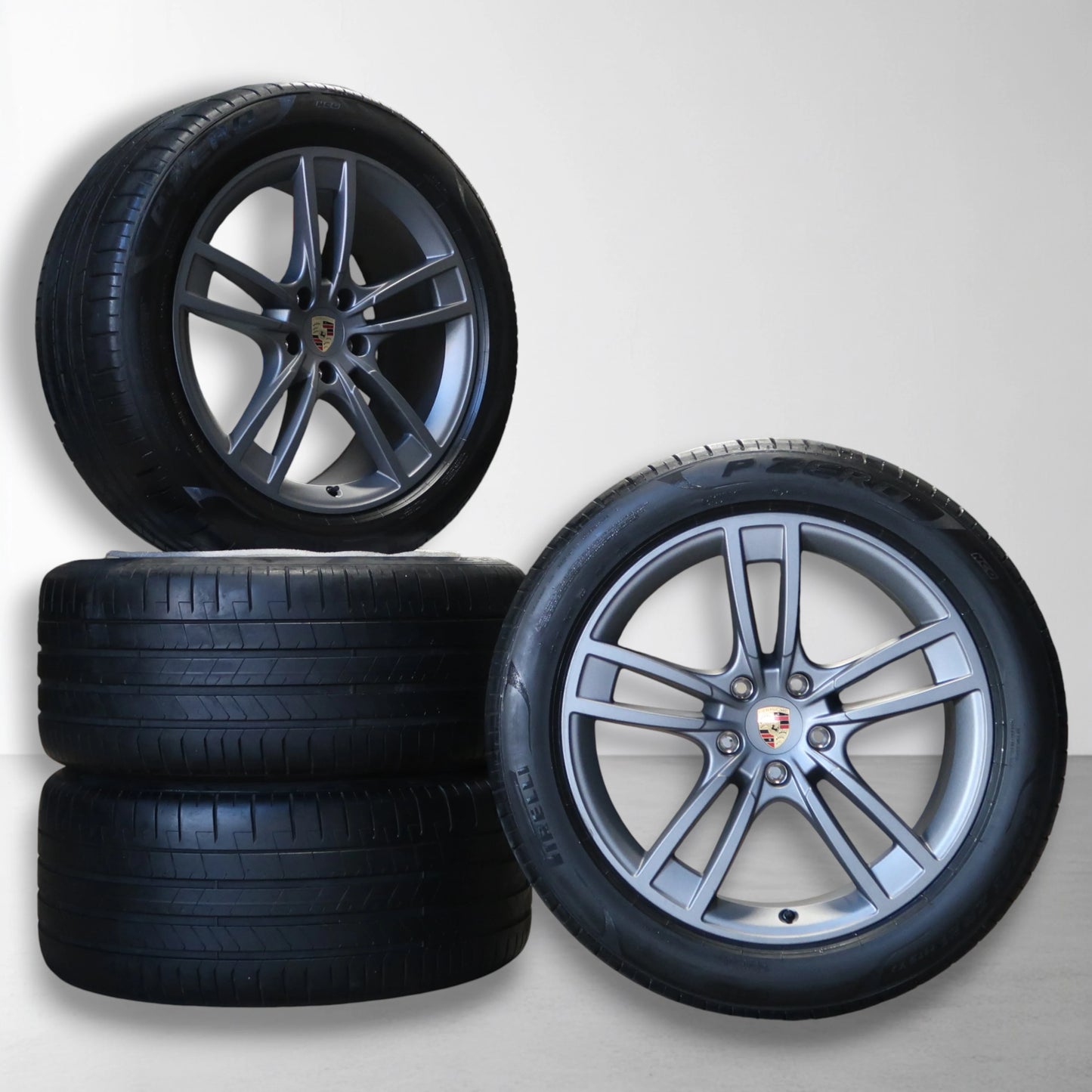 Porsche Cayenne Coupe E3 II Turbo 21 inch originele velgen 9Y0601025DP | 9Y0601025BT | Zomerbanden