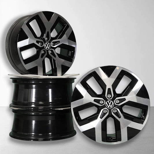 Originele 19-inch Volkswagen velgen, zwart-zilver met VW-logo en dubbele 5-spaken